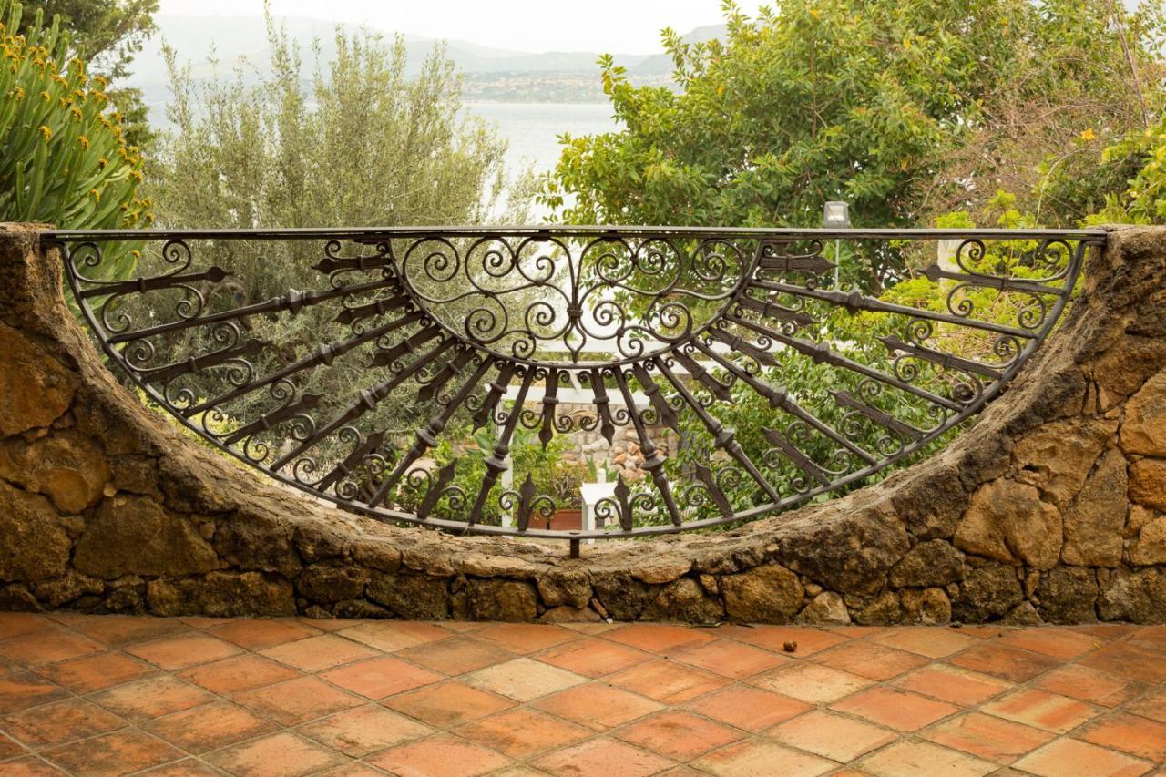 Bed and Breakfast Residenza Terrazze Sul Mare Santa Flavia Exteriér fotografie